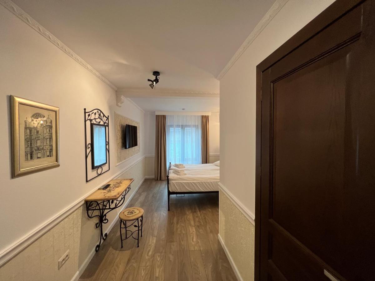 Hotel Boutique Cathedral Plaza Residences Room For Rent Downtown Βουκουρέστι Εξωτερικό φωτογραφία