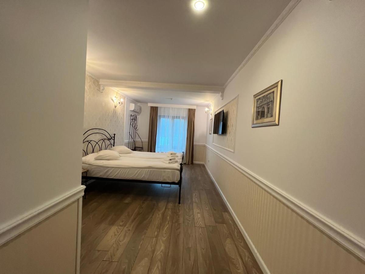 Hotel Boutique Cathedral Plaza Residences Room For Rent Downtown Βουκουρέστι Εξωτερικό φωτογραφία