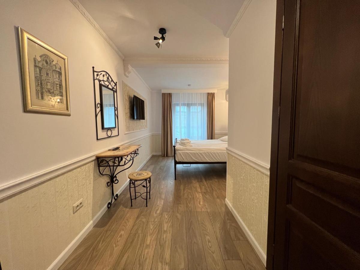 Hotel Boutique Cathedral Plaza Residences Room For Rent Downtown Βουκουρέστι Εξωτερικό φωτογραφία