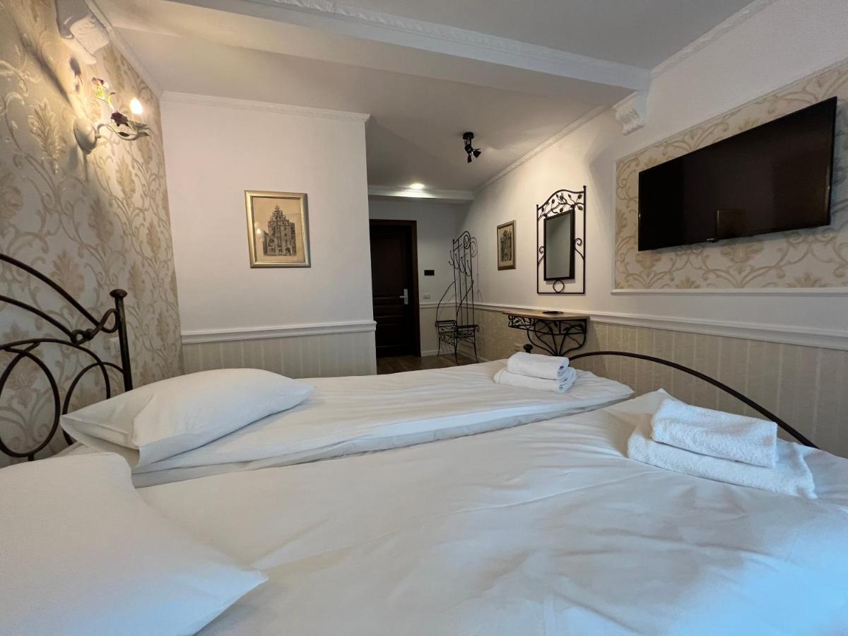 Hotel Boutique Cathedral Plaza Residences Room For Rent Downtown Βουκουρέστι Εξωτερικό φωτογραφία