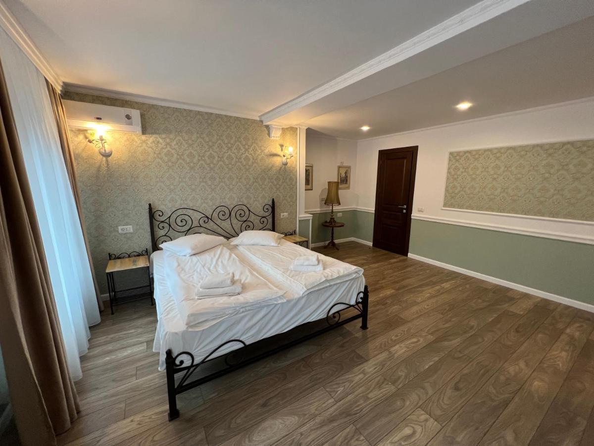 Hotel Boutique Cathedral Plaza Residences Room For Rent Downtown Βουκουρέστι Εξωτερικό φωτογραφία